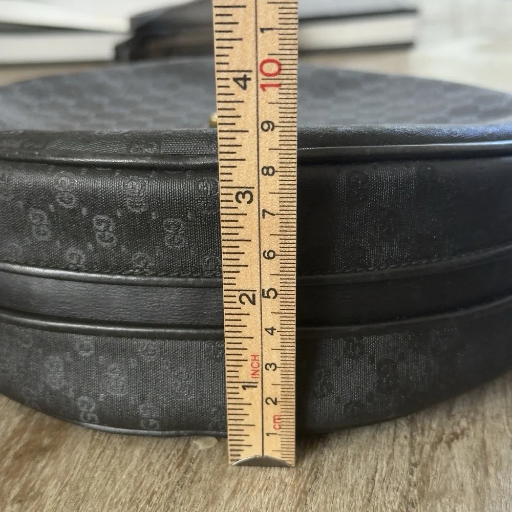 Authentic Vintage 1980s Gucci GG Mini Monogram Round Canteen Crossbody Bag Purse - Picture 12 of 12